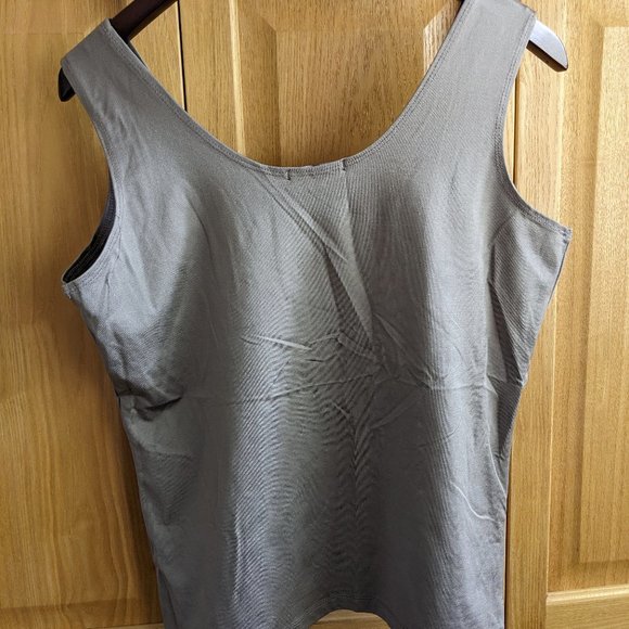 A’nue Ligne Olive green Classic Fitted Tank Top L1 - Picture 3 of 3
